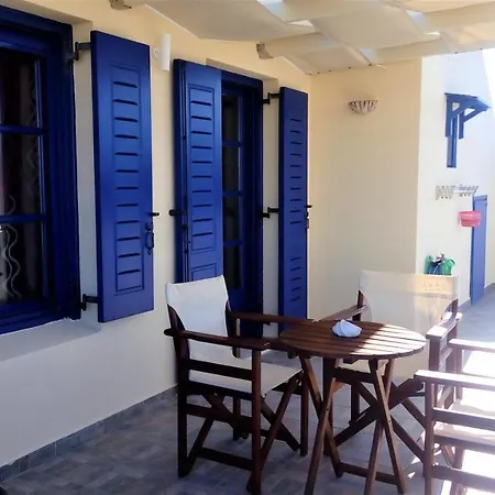 Naxos Seaside Retreat - Akti Sunny Escape 公寓 *